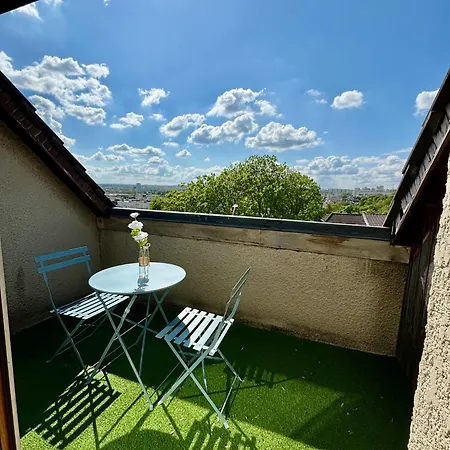 Ferienhaus Nice House 15min Paris